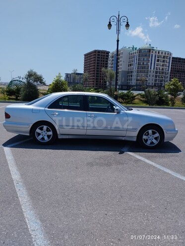 Mercedes E 220 d 2000, 348,000 km - 2.2 l - Sumqayıt