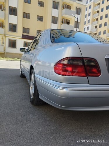 Mercedes E 220 d 2000, 348,000 km - 2.2 l - Sumqayıt