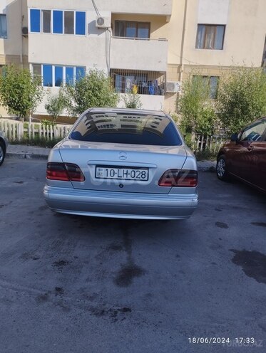 Mercedes E 220 d 2000, 348,000 km - 2.2 l - Sumqayıt