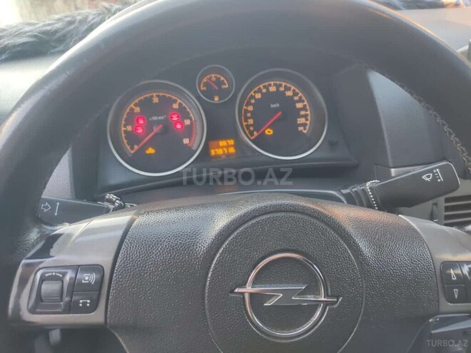 Opel Astra 2006, 240,000 km - 1.3 l - Cəlilabad