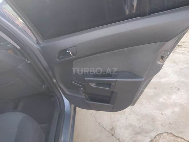 Opel Astra 2006, 240,000 km - 1.3 l - Cəlilabad