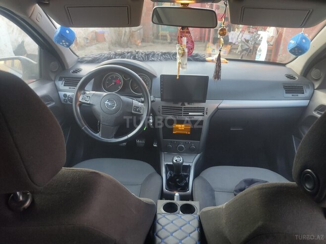 Opel Astra 2006, 240,000 km - 1.3 l - Cəlilabad