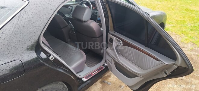 Mercedes E 240 2000, 350,000 km - 2.6 l - Şirvan