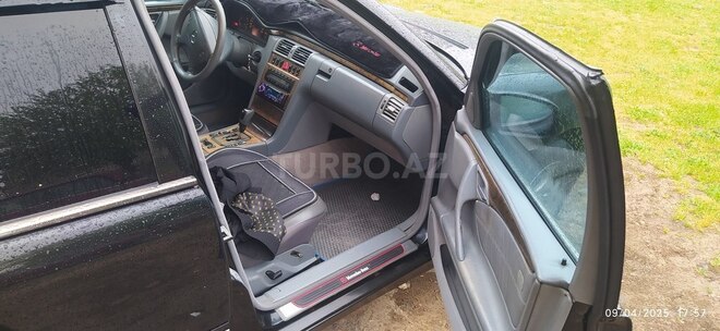 Mercedes E 240 2000, 350,000 km - 2.6 l - Şirvan