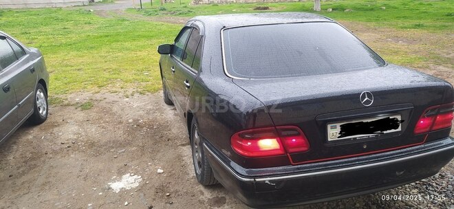 Mercedes E 240 2000, 350,000 km - 2.6 l - Şirvan
