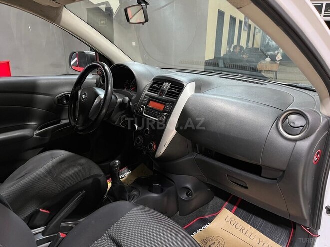 Nissan Sunny-12