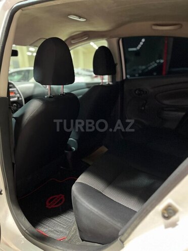 Nissan Sunny-18