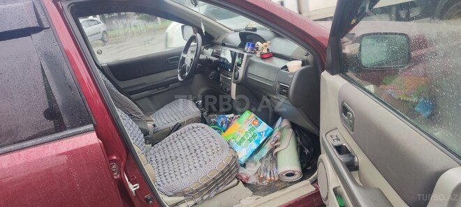 Nissan X-Trail 2004, 435,000 km - 2.2 l - Masallı