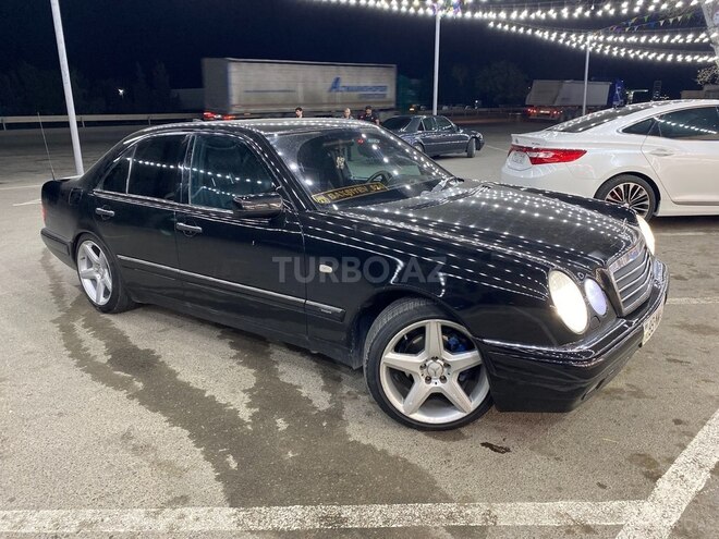 Mercedes E 240 1998, 424,124 km - 2.4 l - Hacıqabul