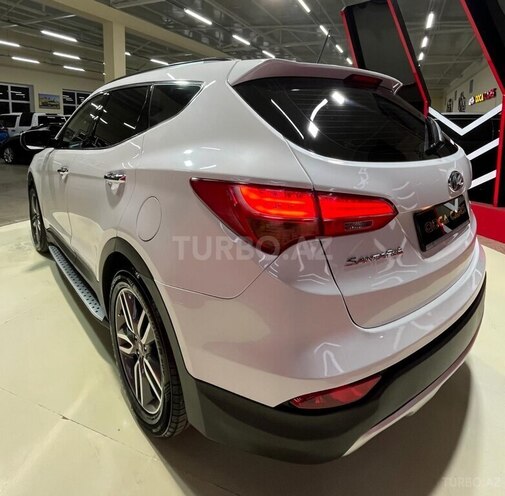 Hyundai Santa Fe-10