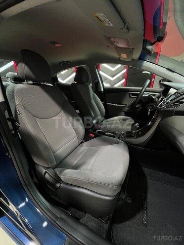 Hyundai Elantra 2015, 150,005 km - 1.8 l - Sumqayıt