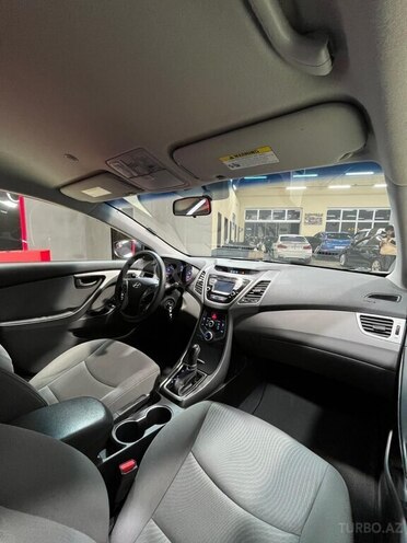 Hyundai Elantra 2015, 150,005 km - 1.8 l - Sumqayıt