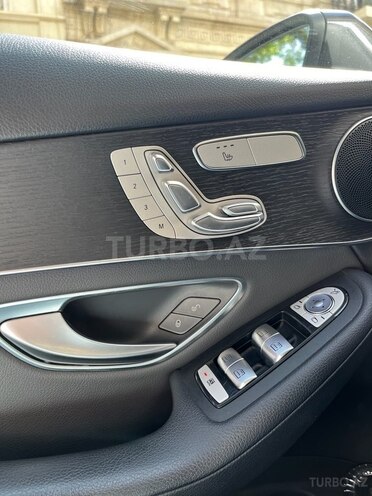 Mercedes GLC 300 4MATIC 2022, 60,000 km - 2.0 l - Bakı