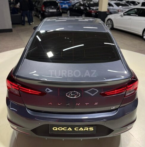 Hyundai Avante-13