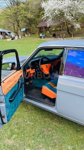 GAZ 24-10 1981, 120,000 km - 2.4 l - Bakı