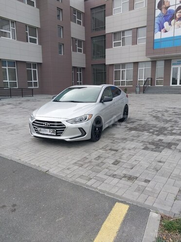 Hyundai Elantra 2018, 238,653 km - 2.0 л - Bakı