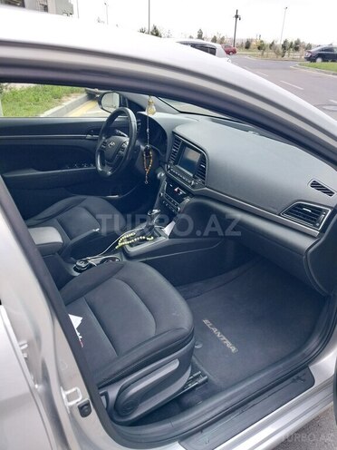 Hyundai Elantra 2018, 238,653 km - 2.0 л - Bakı