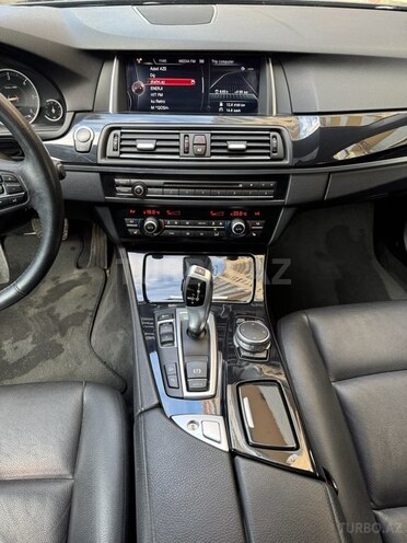 BMW 520 2015, 248,000 km - 2.0 l - Bakı