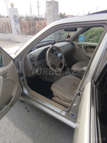 Mercedes C 230 1998, 260,000 km - 2.3 l - Cəlilabad