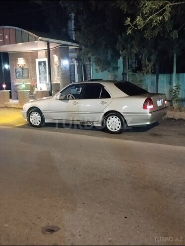 Mercedes C 230 1998, 260,000 km - 2.3 l - Cəlilabad