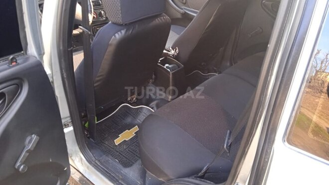 Chevrolet Niva 2013, 204,940 km - 1.7 l - Lerik