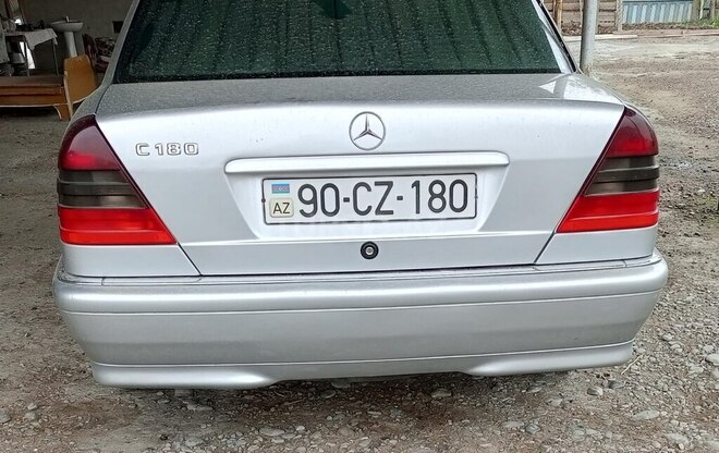 Mercedes C 180 1999, 424,439 km - 1.8 l - Ucar