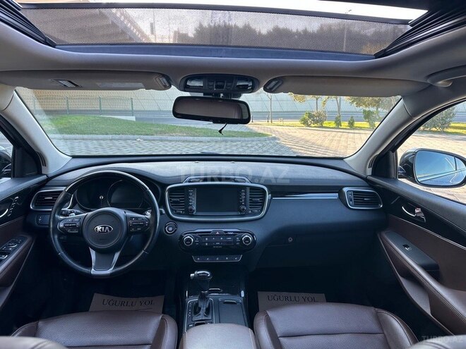 Kia Sorento-16