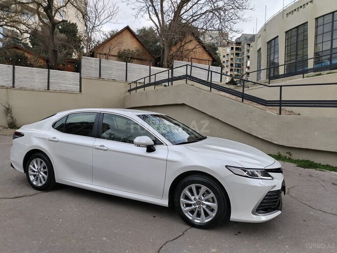 Toyota Camry 2022, 13,500 km - 2.5 л - Bakı