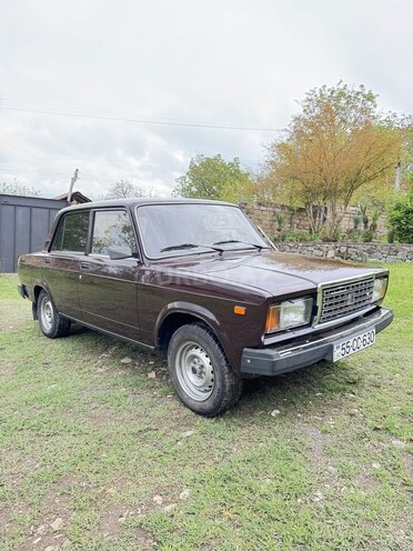 LADA (VAZ) 2107 2009, 32,272 km - 1.6 л - Şəki
