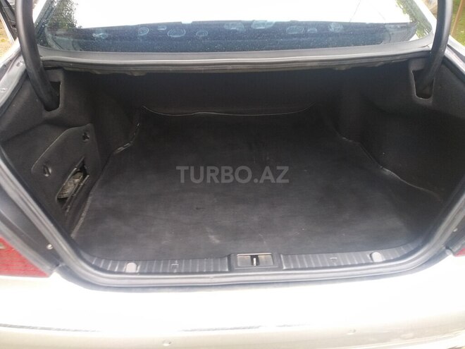 Mercedes E 270 2005, 365,000 km - 2.7 l - Masallı
