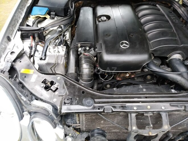 Mercedes E 270 2005, 365,000 km - 2.7 l - Masallı