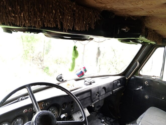 UAZ 452 1979, 265,434 km - 2.4 l - Astara