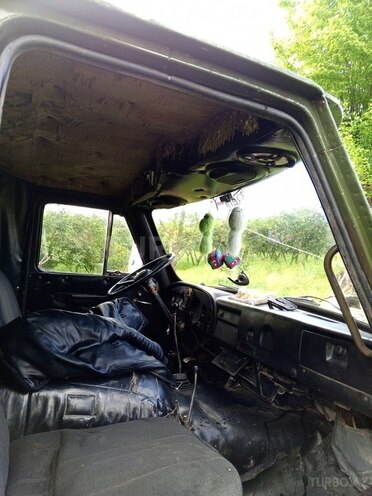 UAZ 452 1979, 265,434 km - 2.4 l - Astara