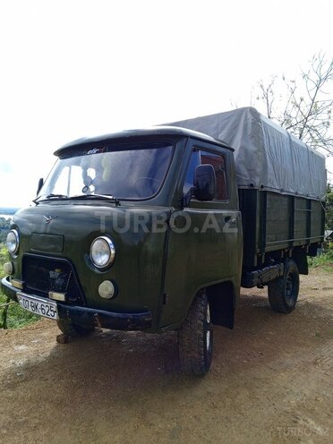 UAZ 452 1979, 265,434 km - 2.4 l - Astara