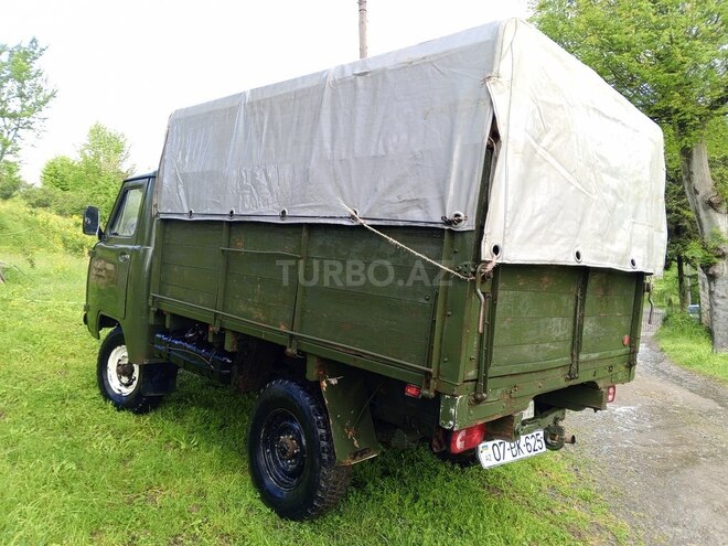 UAZ 452 1979, 265,434 km - 2.4 l - Astara