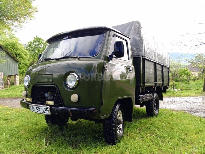 UAZ 452 1979, 265,434 km - 2.4 l - Astara