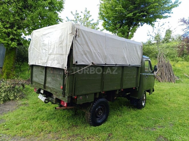 UAZ 452 1979, 265,434 km - 2.4 l - Astara