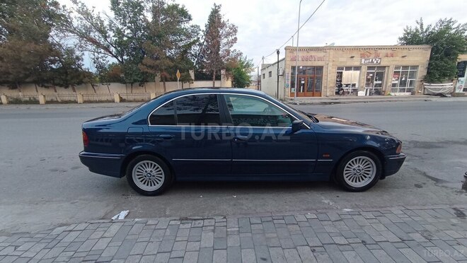 BMW 528 1997, 300,000 km - 2.8 l - Kürdəmir