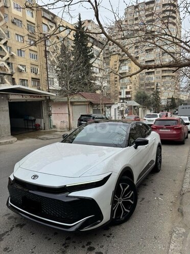 Toyota Crown 2023, 16,000 km - 2.5 l - Bakı