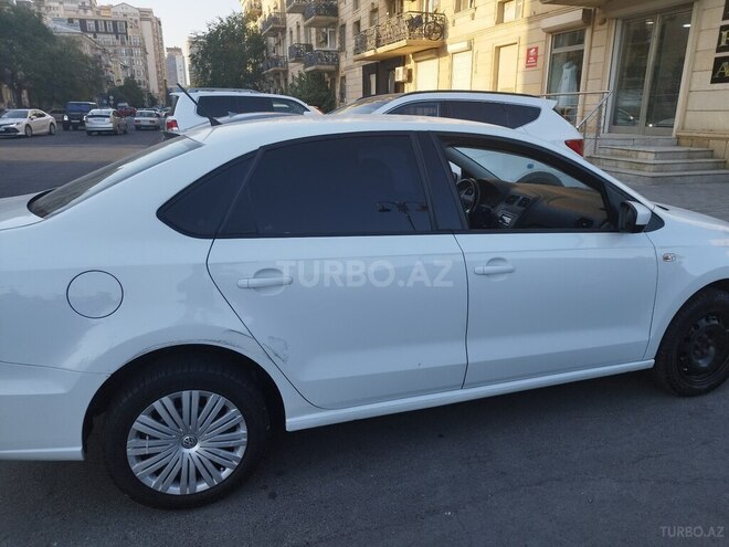 Volkswagen Polo 2018, 132,000 km - 1.6 л - Bakı