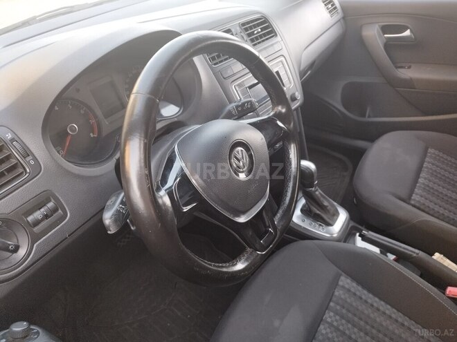 Volkswagen Polo 2018, 132,000 km - 1.6 л - Bakı