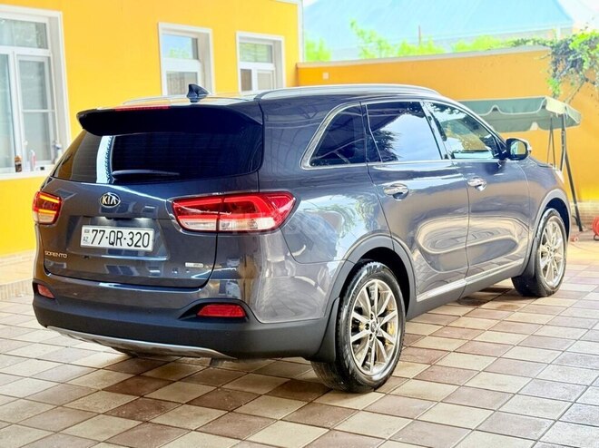 Kia Sorento 2017, 188,000 km - 2.0 л - Tovuz