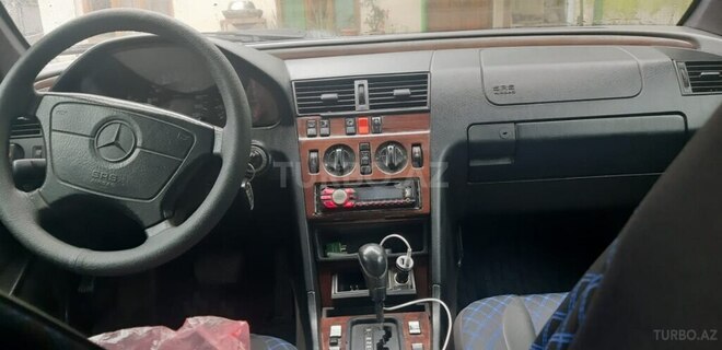 Mercedes C 220 d 1995, 250,000 km - 2.2 l - Bakı