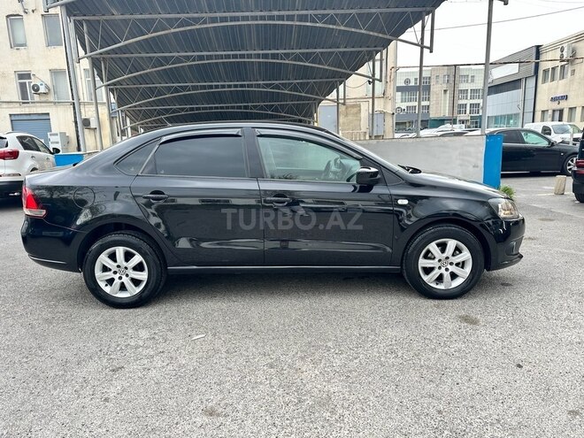 Volkswagen Polo 2012, 246,000 km - 1.6 l - Bakı