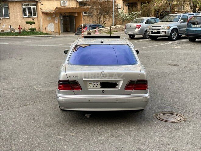 Mercedes E 220 d 2000, 425,141 km - 2.2 l - Bakı