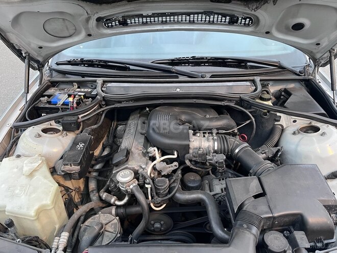BMW 318 1999, 376,400 km - 1.9 l - Şəki