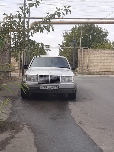 Mercedes E 220 1993, 421,563 km - 2.2 л - Bakı