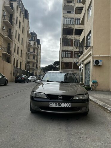 Opel Vectra 1996, 315,000 km - 1.8 l - Bakı
