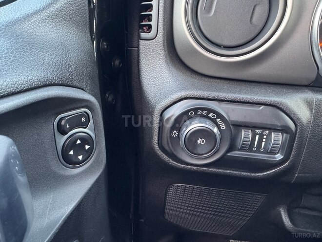Jeep Wrangler 2019, 65,000 km - 2.0 l - Bakı