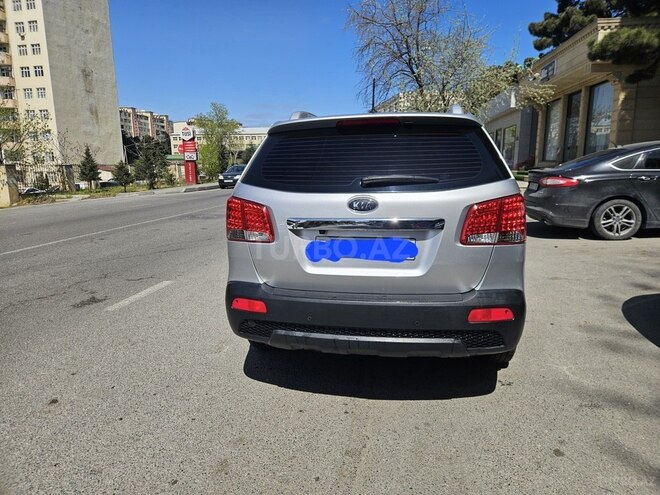 Kia Sorento 2011, 256,119 km - 2.0 l - Füzuli